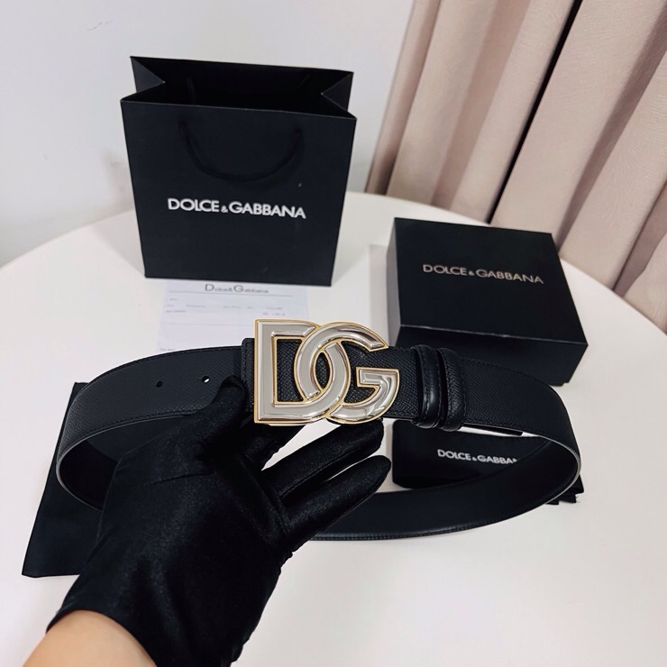 Dolce&Gabbana ，经典徽标腰带,优雅点睛各式造型，男士牛皮腰带，4.0cm。