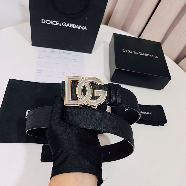 Dolce&Gabbana ，经典徽标腰带,优雅点睛各式造型，男士牛皮腰带，4.0cm。