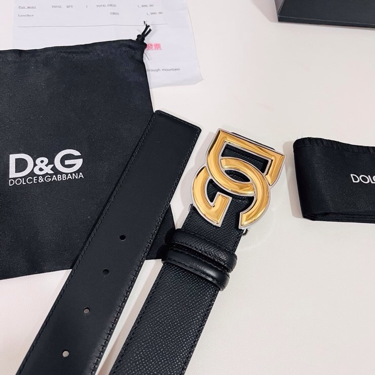 Dolce&Gabbana ，经典徽标腰带,优雅点睛各式造型，男士牛皮腰带，4.0cm。
