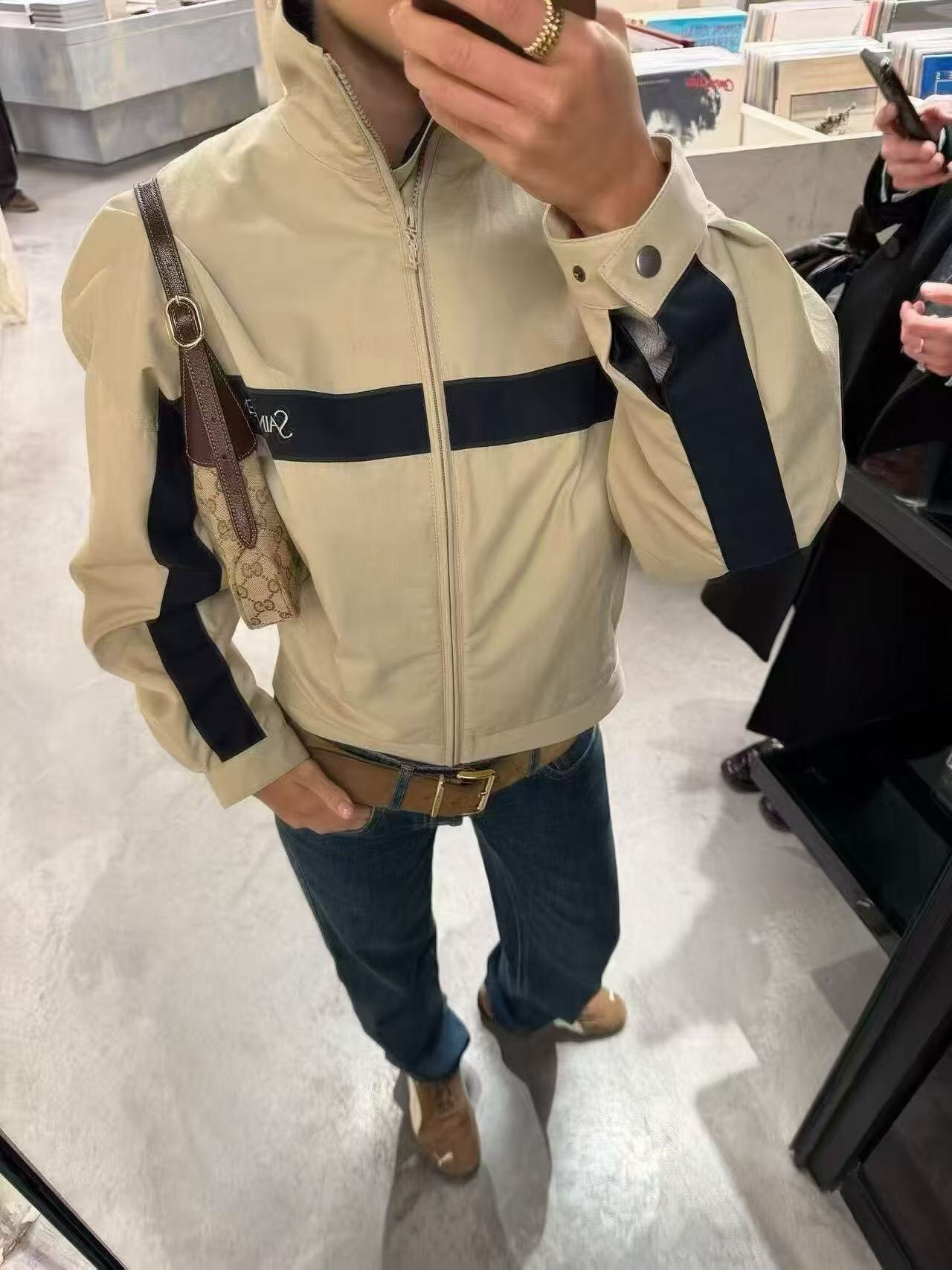NO:783034,Model No. 20262790 YSL* new letter embroidered color block striped stand collar long-sleeved windbreaker jacket, khaki, SML, [L size shoulder width 64, chest 138, sleeve length 58, length 64; weight 0.435kg], Saint Laurent-Clothing, saint laurent, saint laurent, jackets & coats,19860909款号20262790 YSL*新款 字母刺绣拼色条纹立领长袖风衣外套,卡其色,SML,【L码肩宽64,胸围138,袖长58,长64；重量0.435kg】,圣罗兰-服装,saint laurent,saint laurent,jackets & coats,,Women's clothing