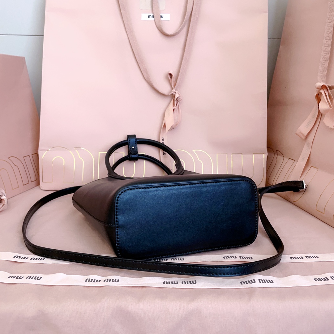 亚历山大麦昆 Alexander McQueen 高定经典皮革女包手袋 #7796A299 4