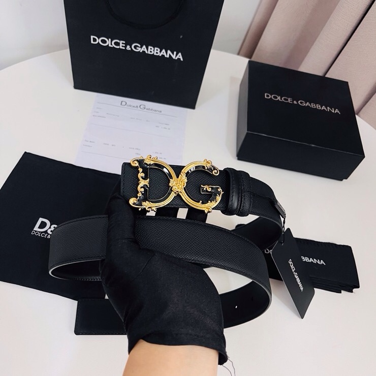 Dolce&Gabbana  新款双面小牛皮腰带，双面使用尽显巧思 ，宽度.40mm
