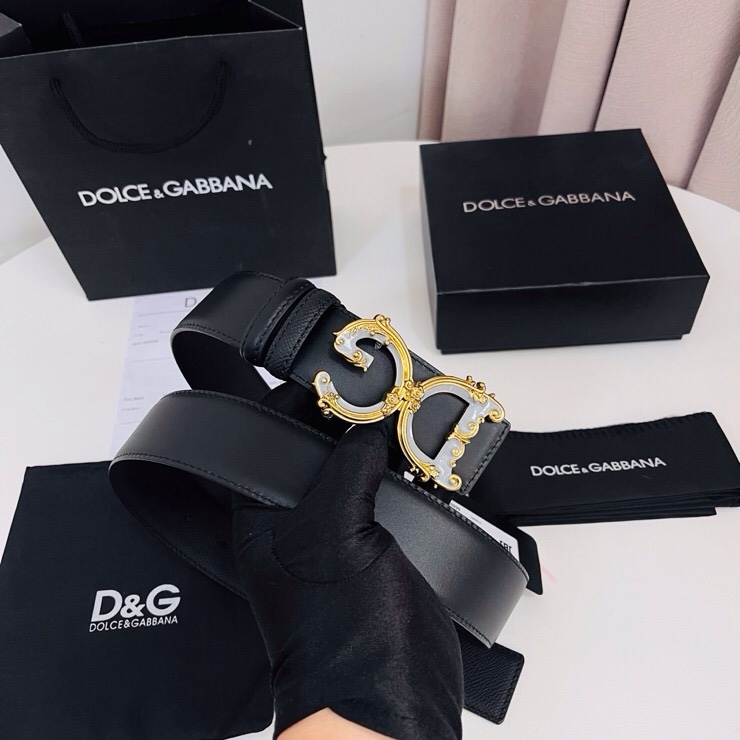 Dolce&Gabbana  新款双面小牛皮腰带，双面使用尽显巧思 ，宽度.40mm