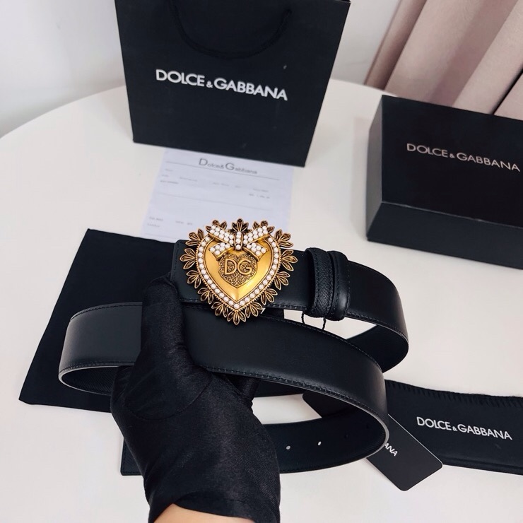 Dolce&Gabbana  新款双面小牛皮腰带，双面使用尽显巧思 ，宽度.40mm