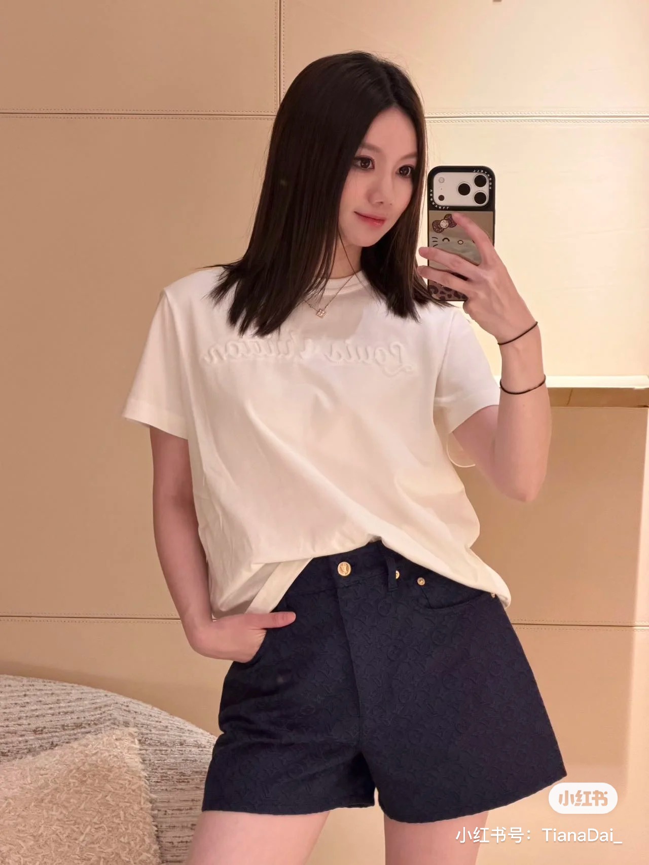 NO:803365,,,19860909,,,Women's clothing