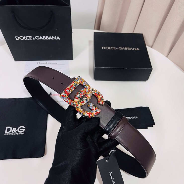 杜嘉班纳 全新双面小牛皮腰带，缀以满天星电镀金属 DG 交叉造型徽标搭扣，4.0cm