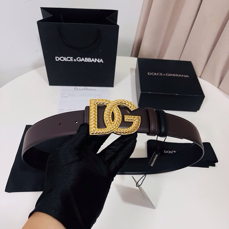 Dolce&Gabbana  新款双面小牛皮男士徽标腰带,双面可用，4.0cm