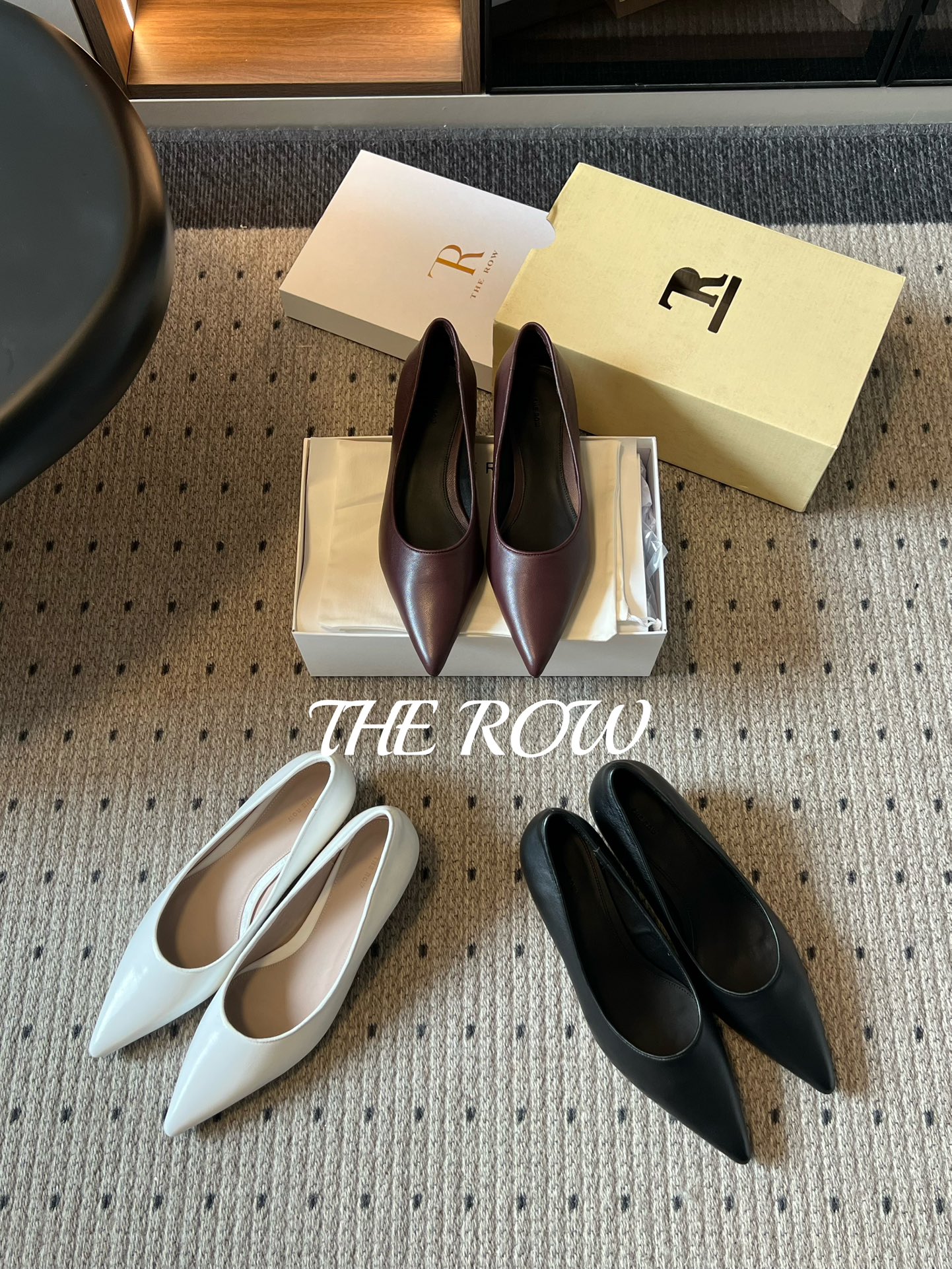 The Ro*｜Zapatos con tacón y puntera en punta