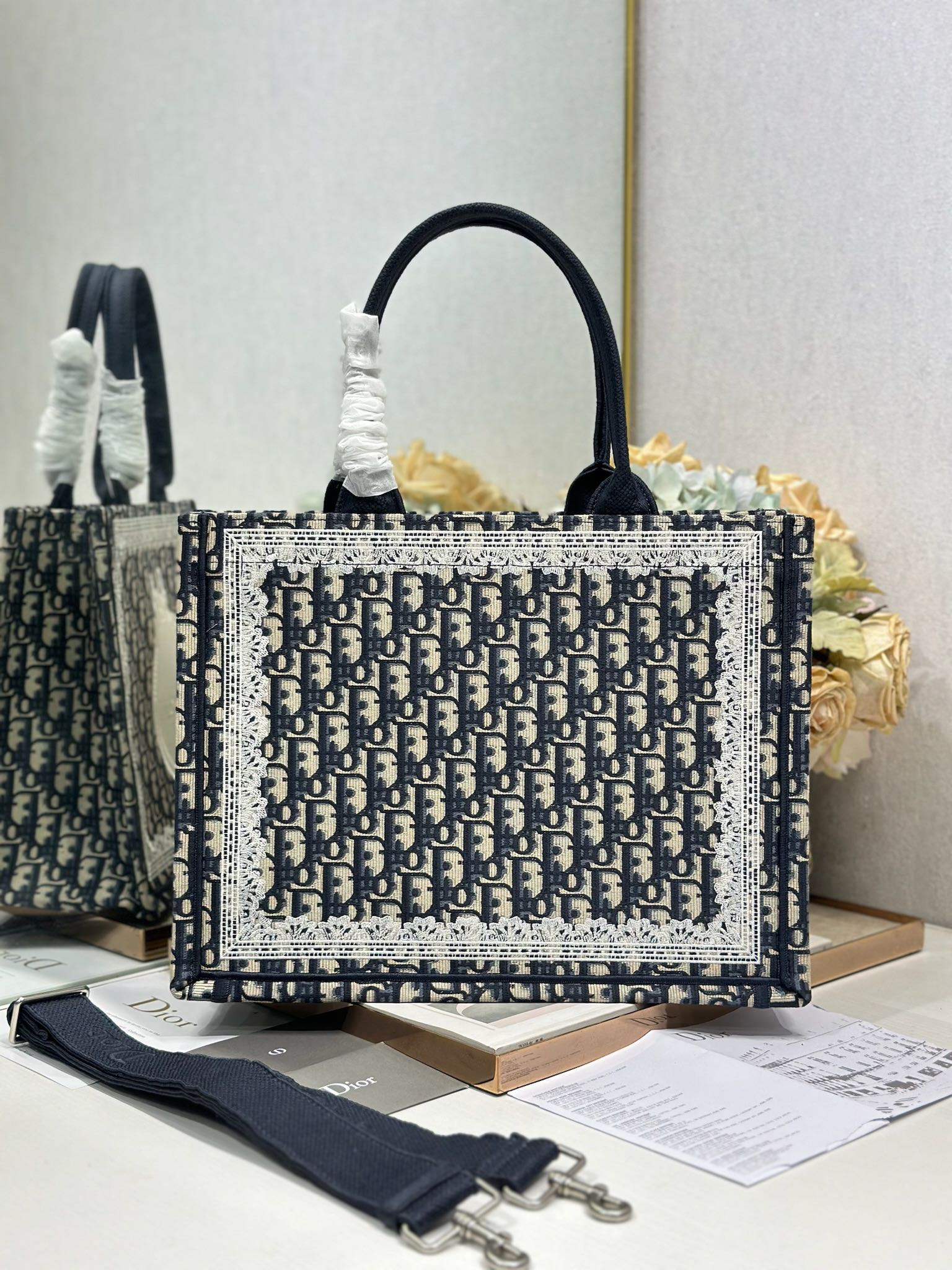 Dior Dior book tote 购物袋