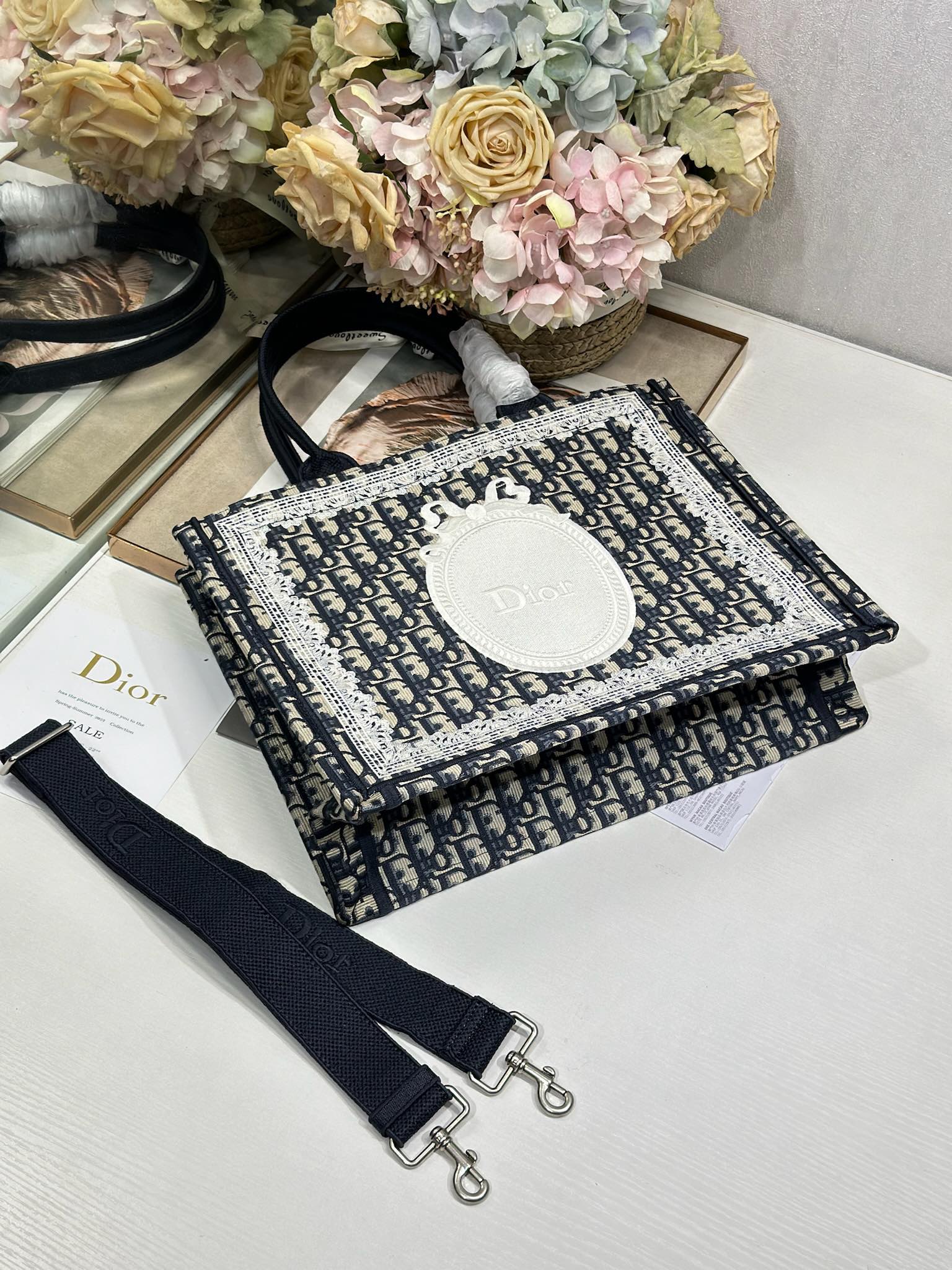 Dior Dior book tote 购物袋