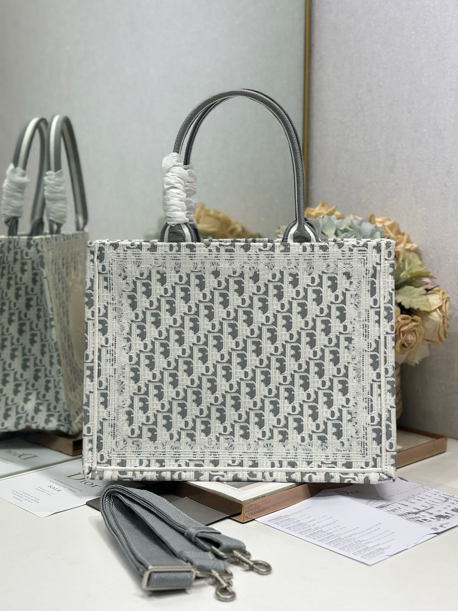 Dior Dior book tote 购物袋