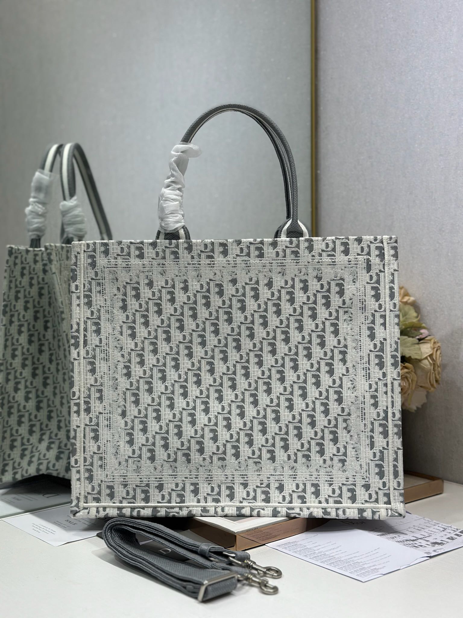 Dior Dior book tote 购物袋