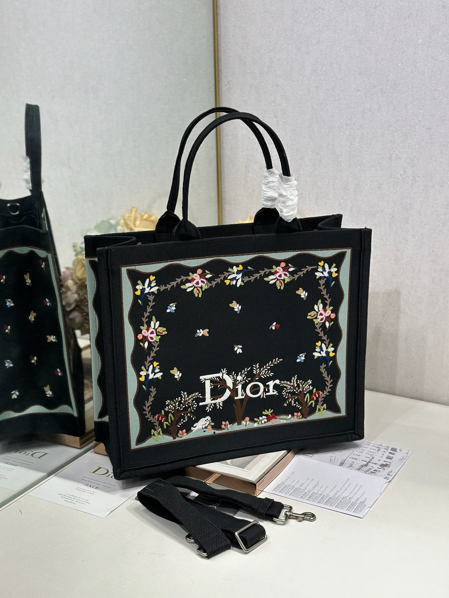 Dior Dior book tote 购物袋