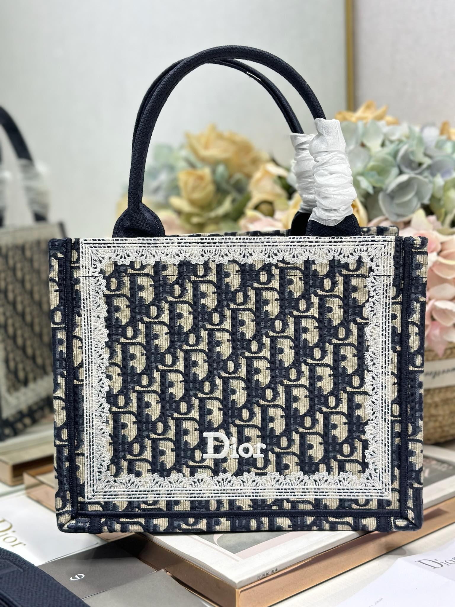 Dior Dio.r Mini Book tote