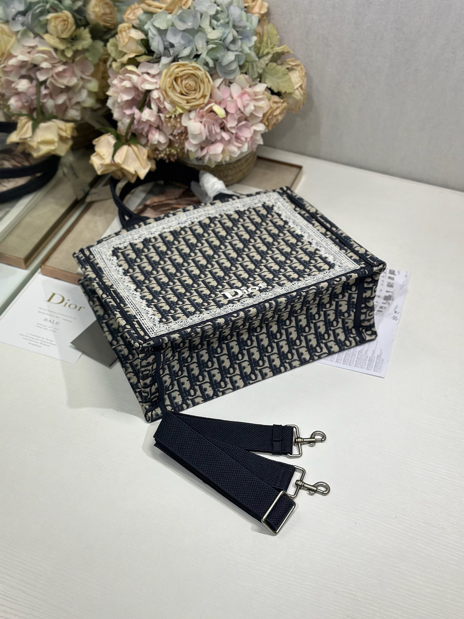 Dior Dior book tote 购物袋