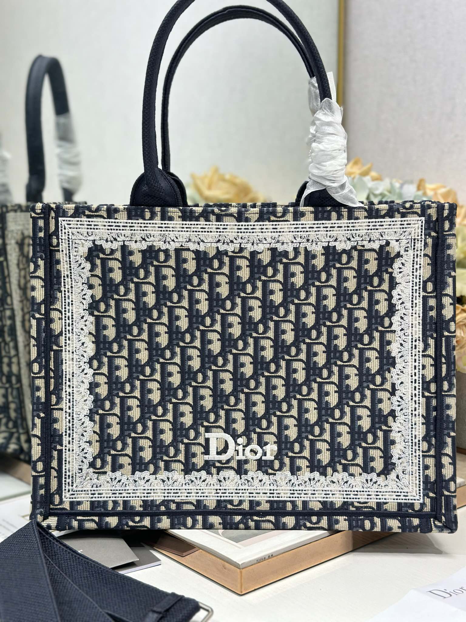 Dior Dior book tote 购物袋