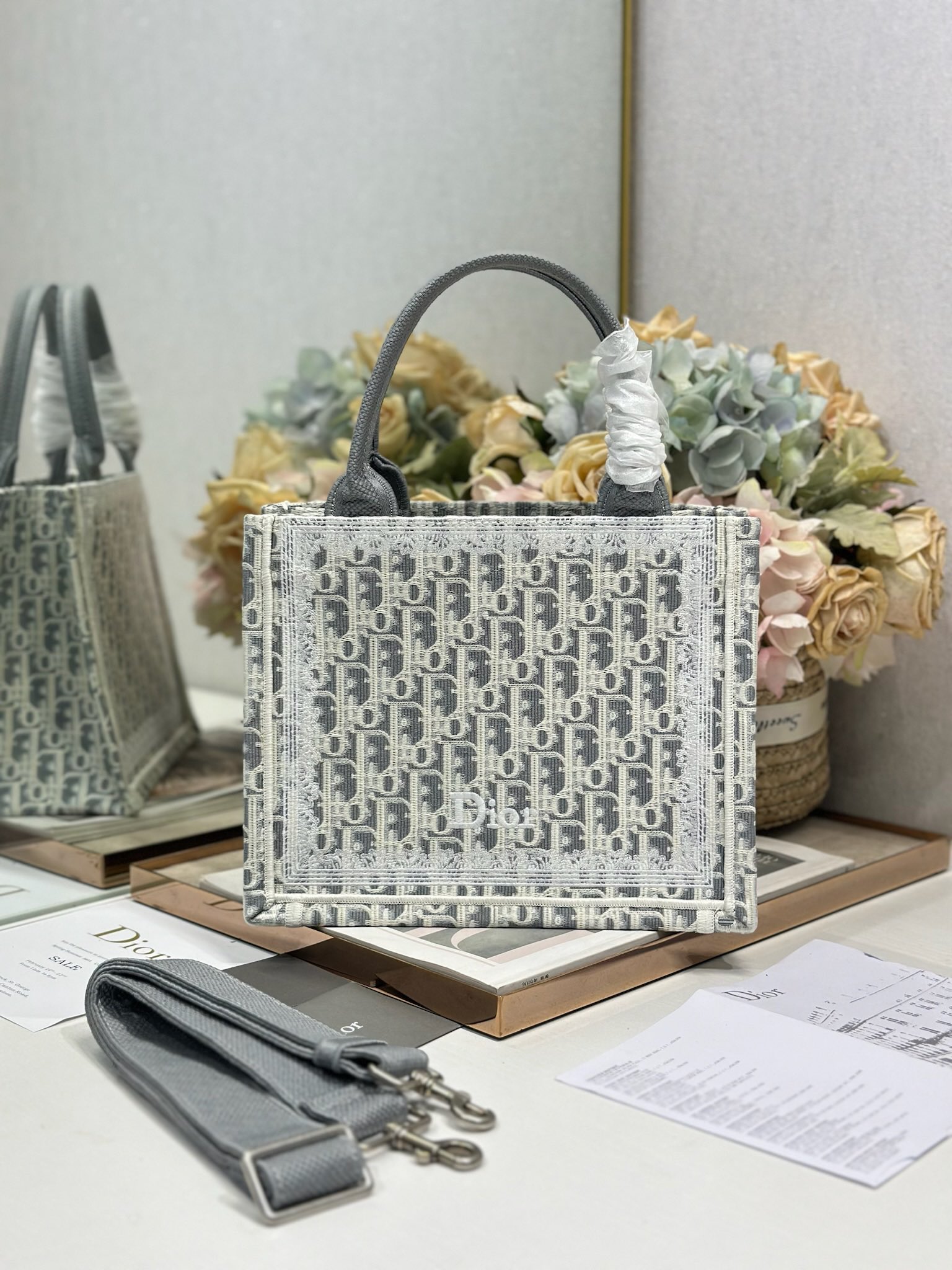Dior Dio.r Mini Book tote