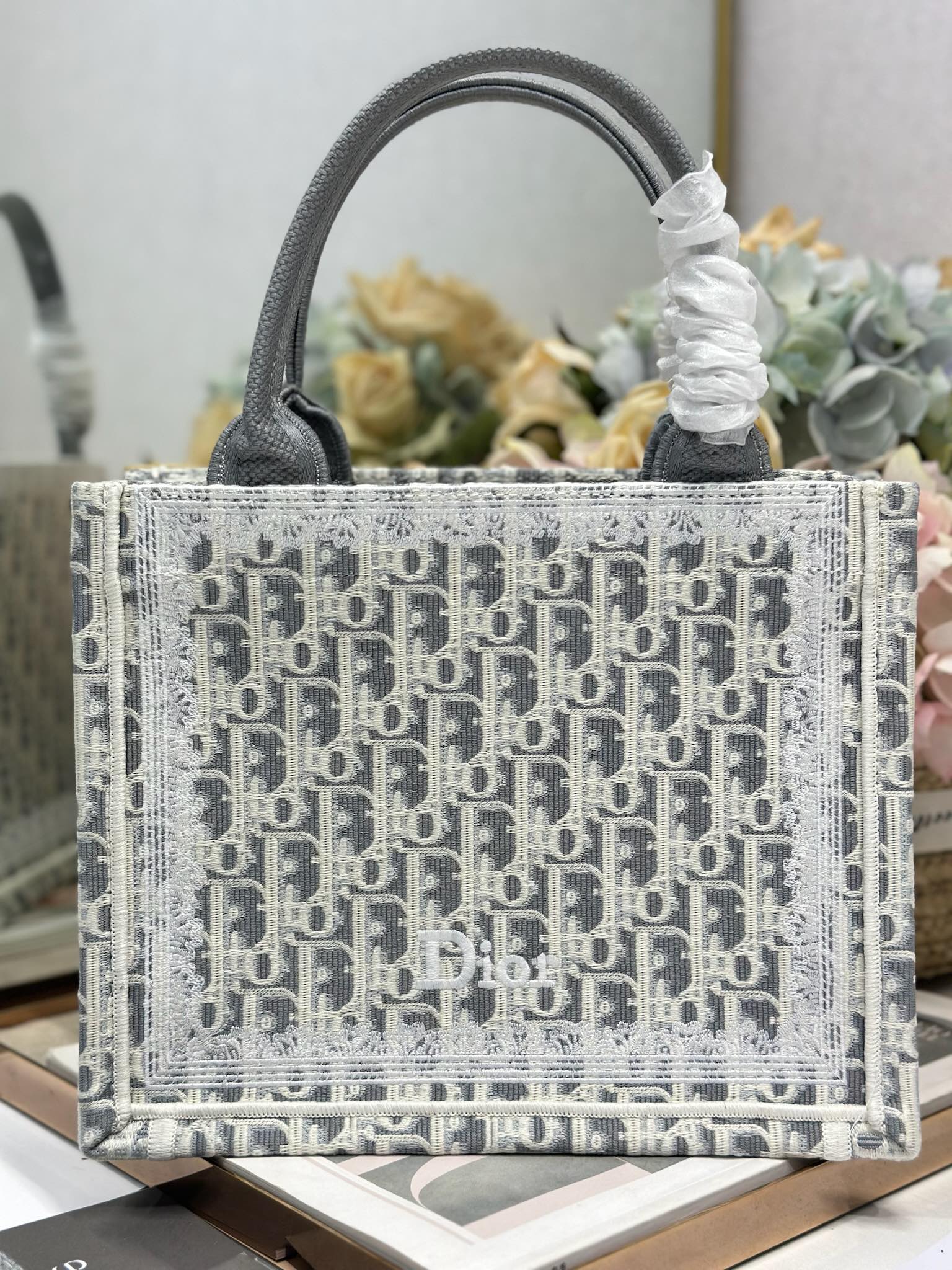 Dior Dio.r Mini Book tote