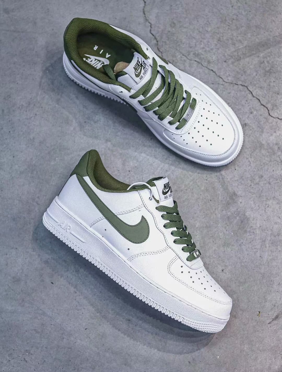 190 Nike Air Force 1 Low  2020 woosdgreenlf森林绿 全经典的鞋型配上夏季藏绿的森林绿细节处理非常的不错 AA1116-998