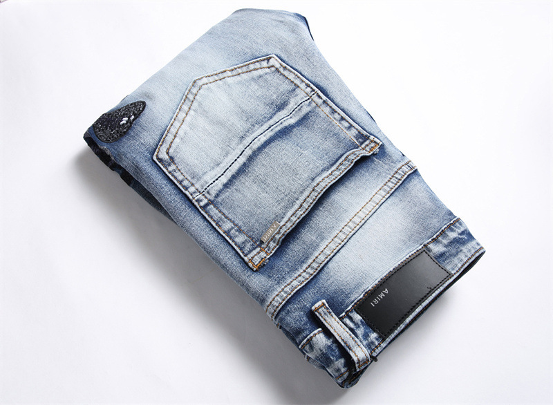 “Autonomous AMIRI Purple Cobra Embroidered Jeans: Hand-Coded Logo Buttons, Light Blue, Sizes S-XL” - 图片 8