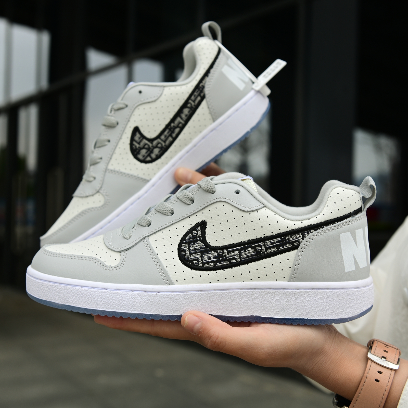 130 耐克/Nike Court Borougu Air Jordan 迪奥 Diro 联名款 1 乔1  CU2983