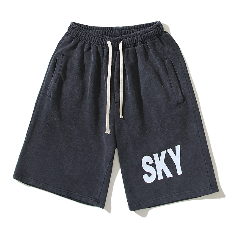 “C-Z 529, “Kanye’s Same Sports Shorts on High Street, Europe-United States of America” - 图片 5