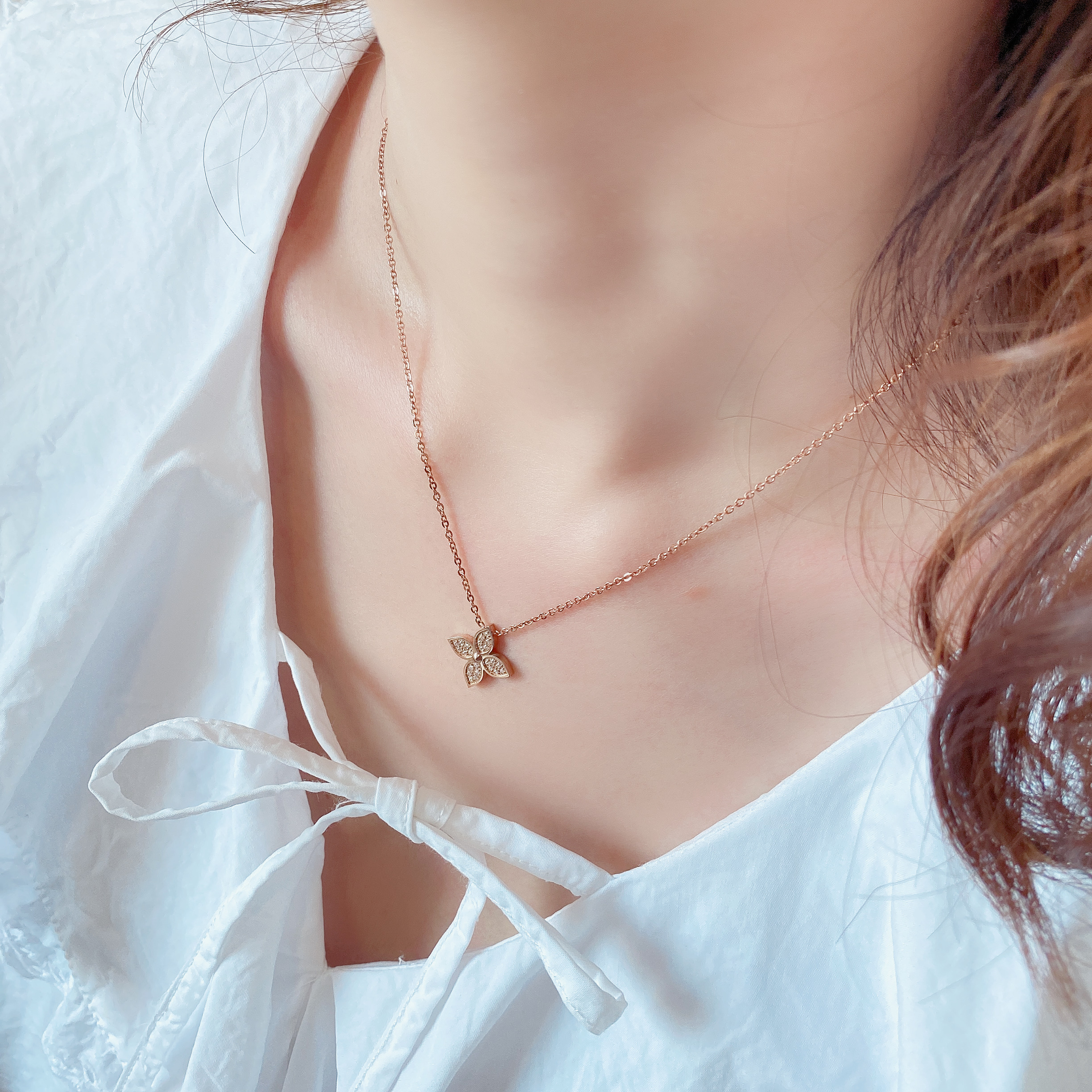 💕春日换新季💕💰100 LV89四叶草满钻项链!