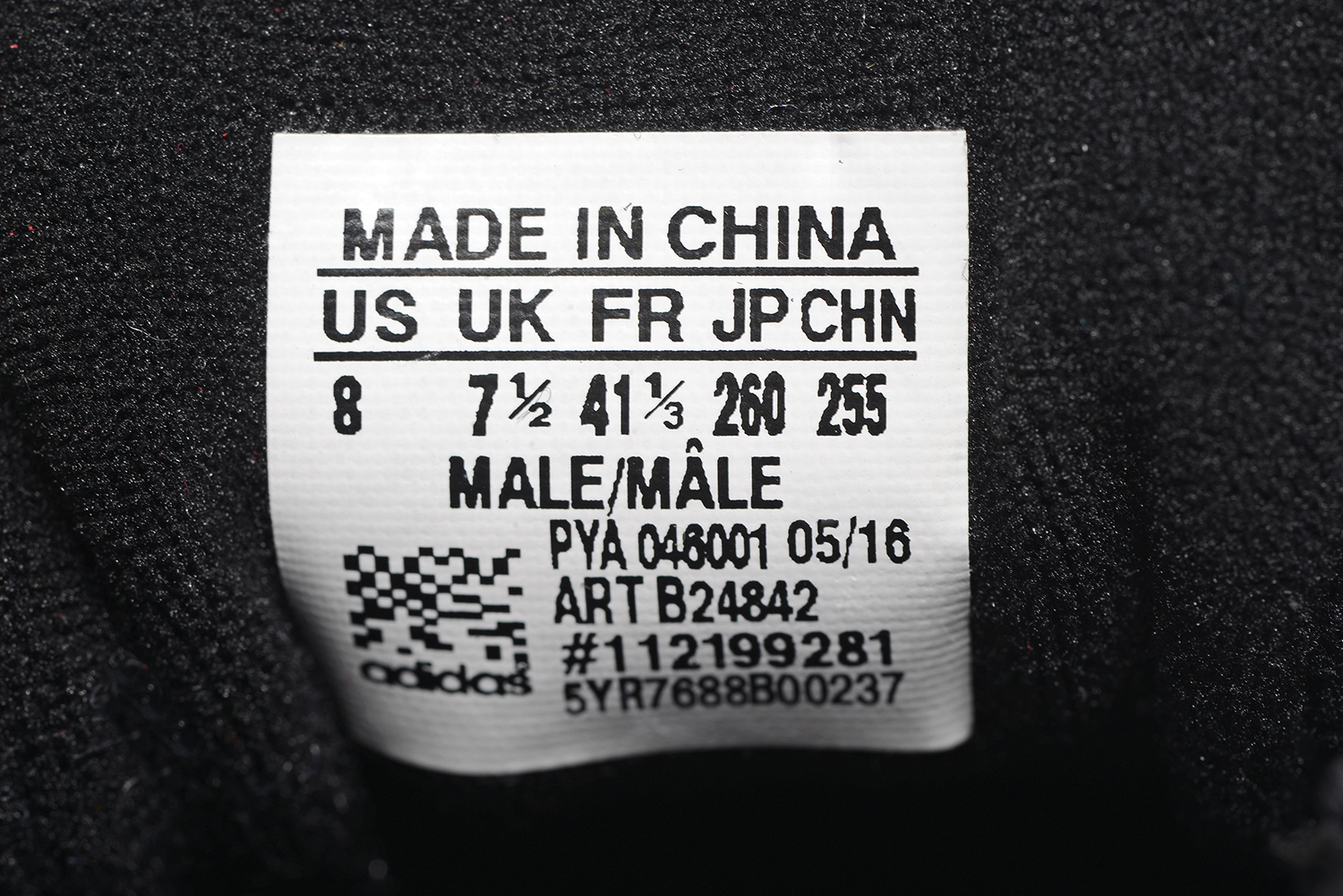 货号B24842 阿迪达斯ZX700 真标黑白39-44 真标带半码 猪巴 |