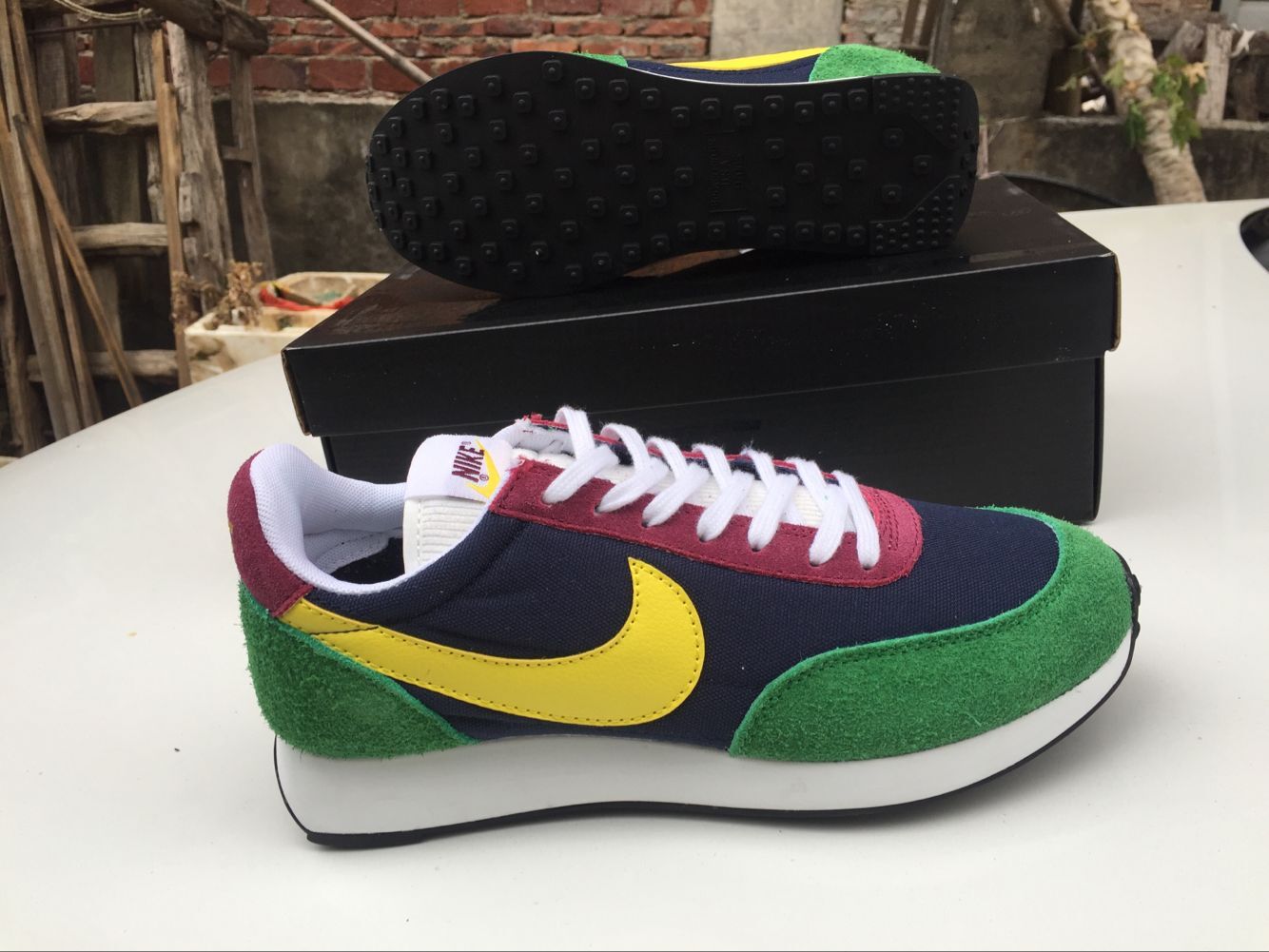 耐克跑步鞋网布款 海军蓝青绿黄36-45 |