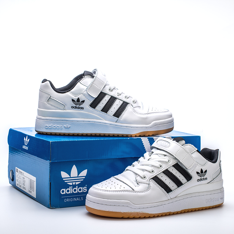 真标公司货 原盒原标原包装纸 不夹脚 阿迪达斯ADIDAS FORUM MID LOW经典魔术贴复古板鞋 男子潮流 顶级头层皮休闲鞋 白黑 货号:G25813 带半码 |