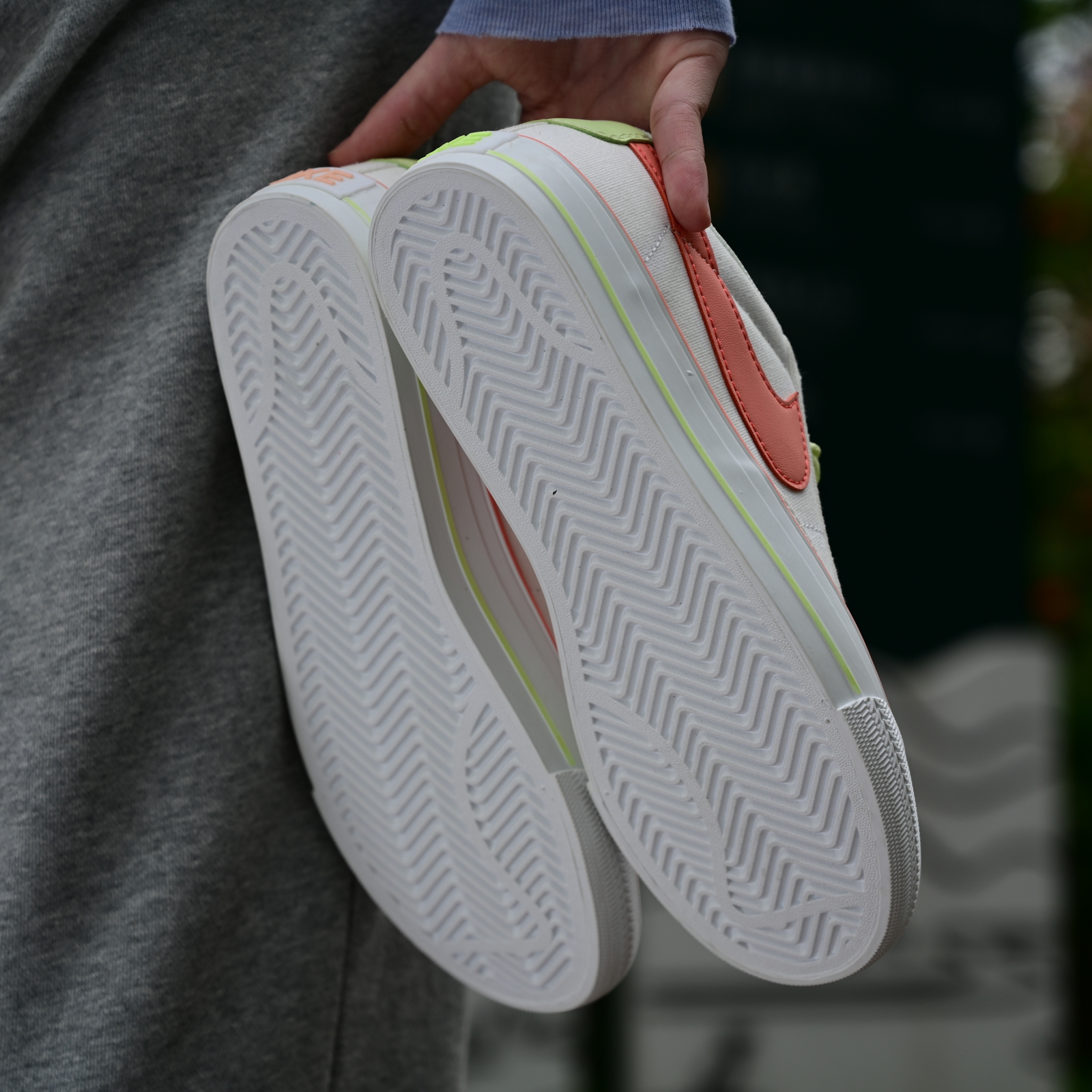 Complete the explosion NIKE BLAZER LOW pioneer