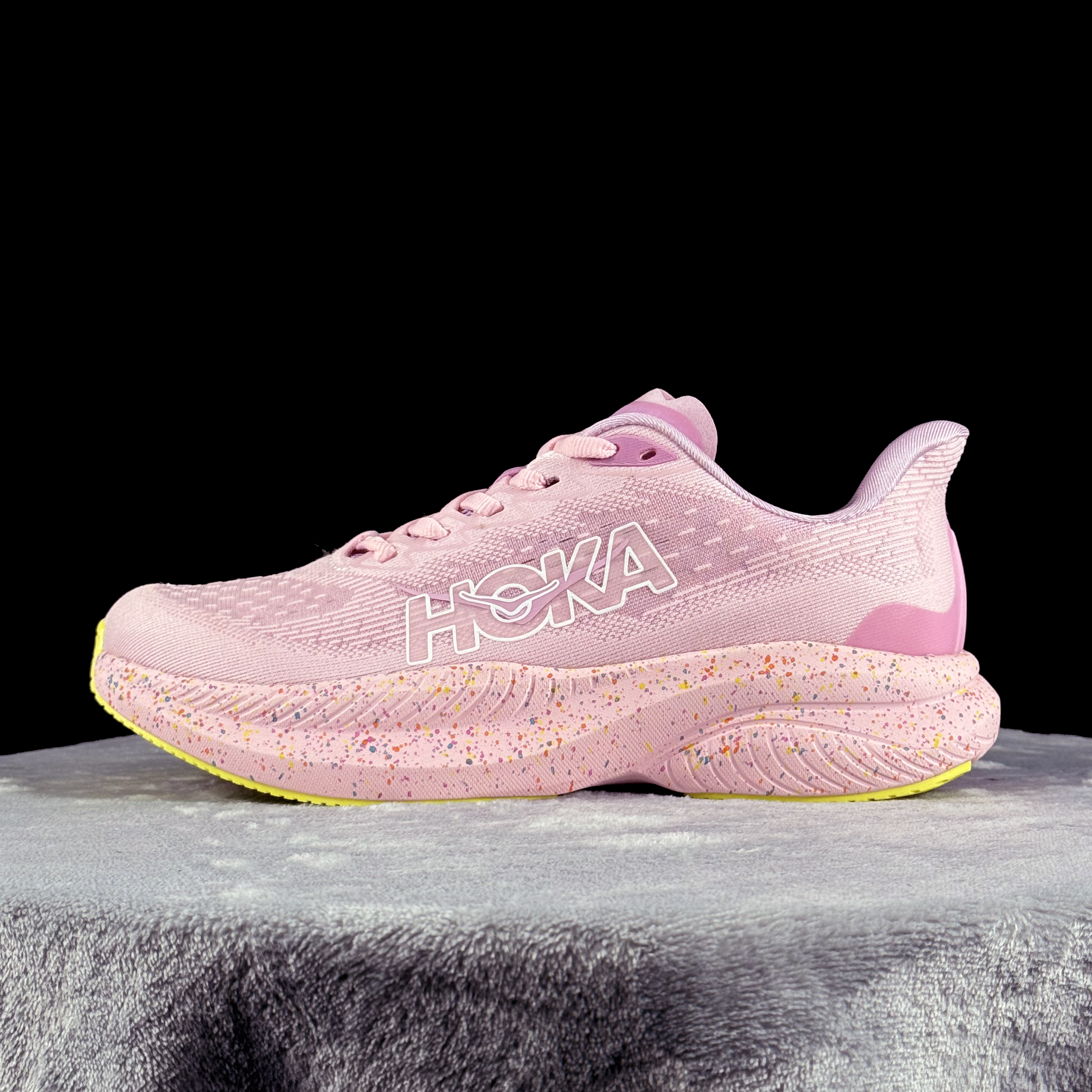 HOKA ONE ONE MACH 6 舒适百搭耐磨 低帮跑步鞋 粉色/1147810-PGH 36-40带半码