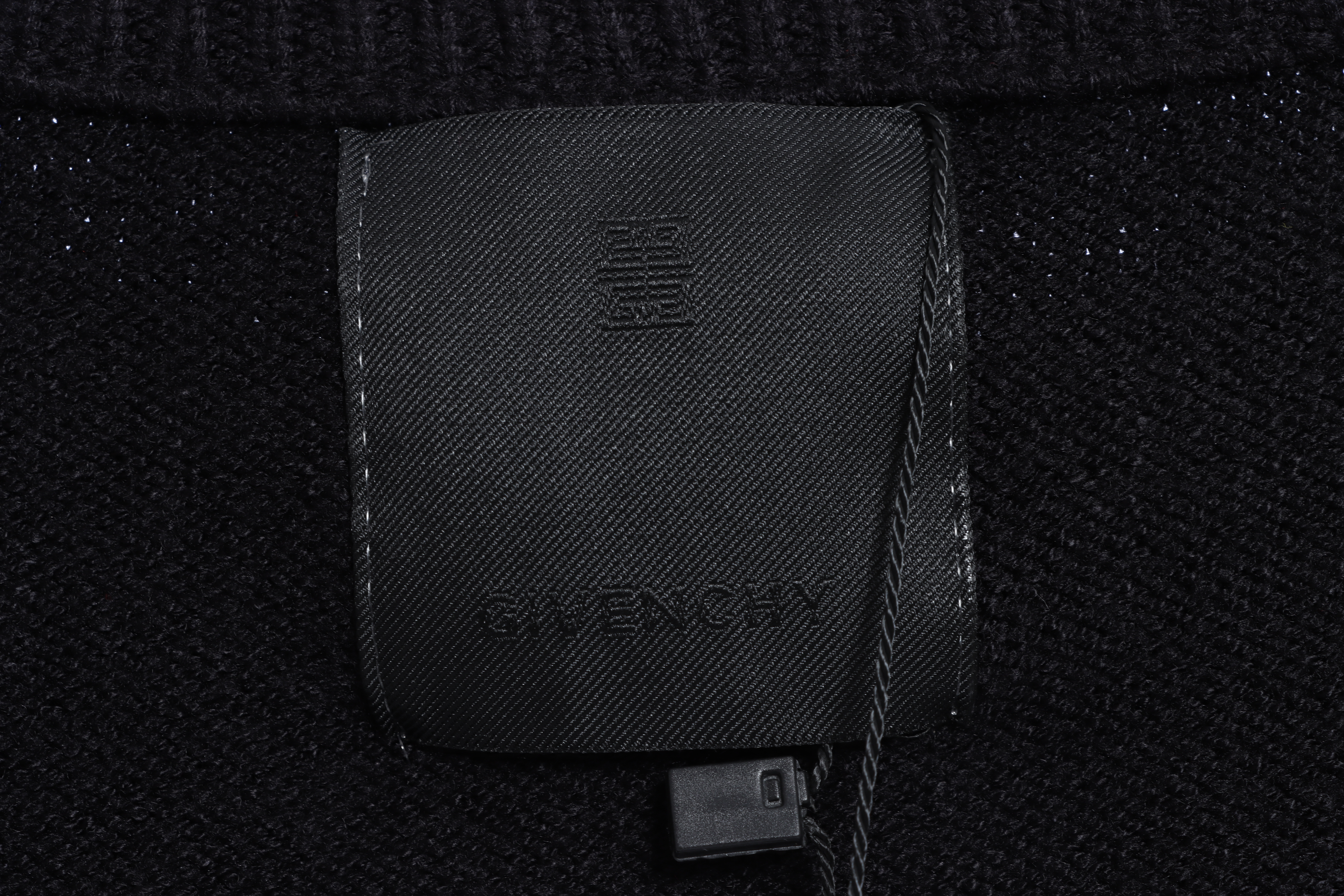 P310 Givenchy 22FW 小字母刺绣圆领毛衣