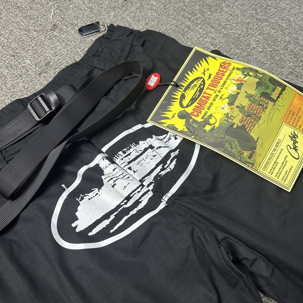 5-Star Anniversary of Devil Island: Custom-Made Hardware Steel Apparel. - 图片 4