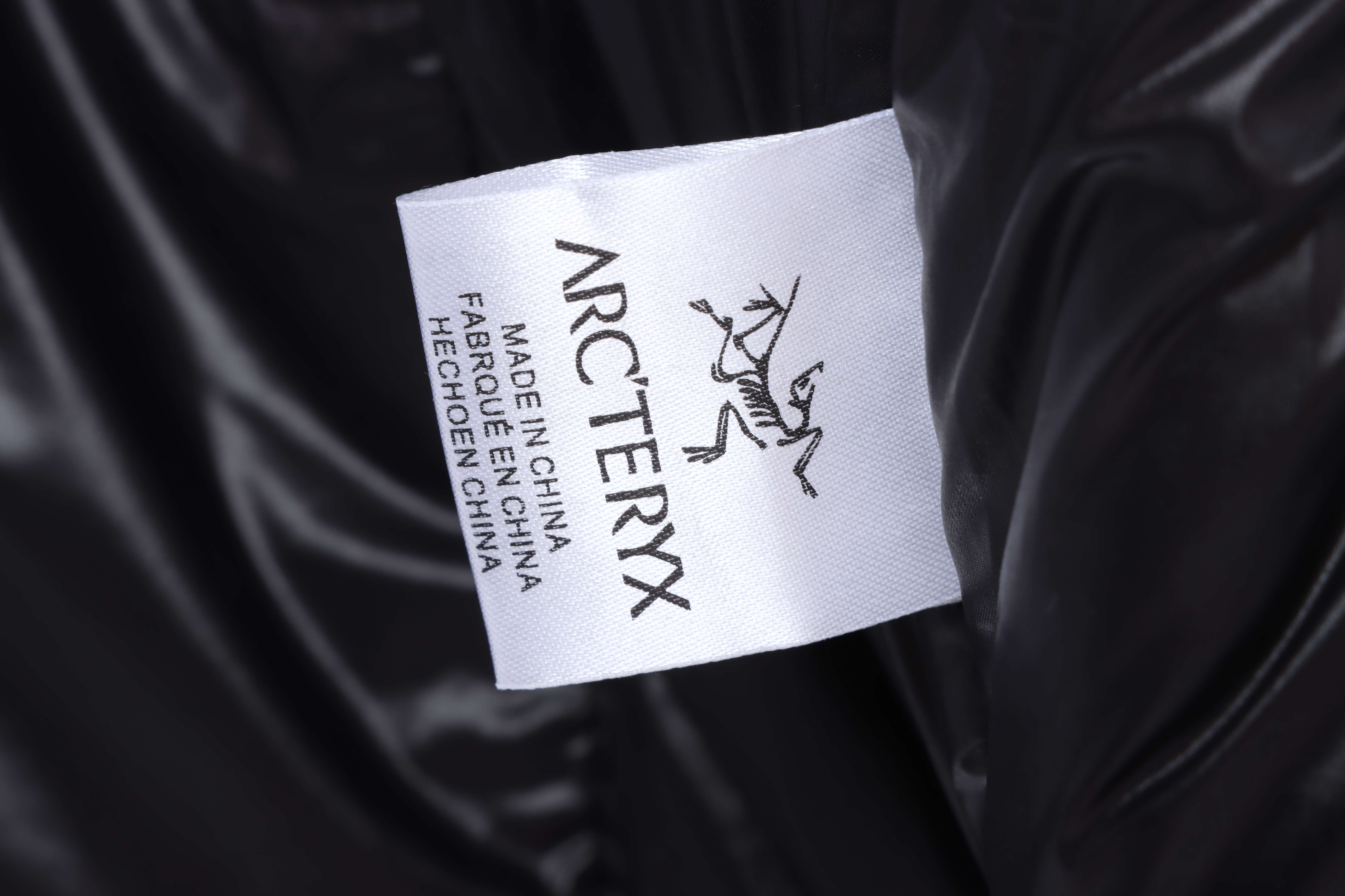 P600 ARCTERYX 始祖鸟MACAI LT 22fw硬壳连帽防风防水羽绒棉服