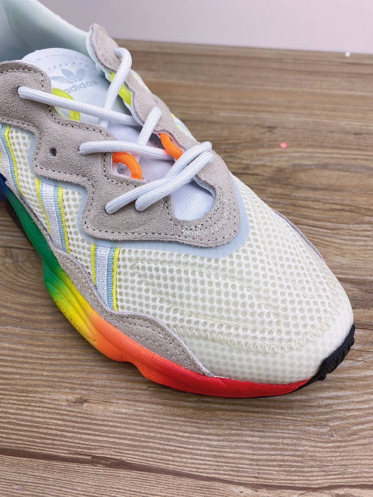 阿迪达斯三叶草易烊千玺同款ozweego真皮复古老爹鞋女鞋休闲运动跑步鞋男女鞋 肯椰子 网面真标带半码 货号EE7012 36-45 |