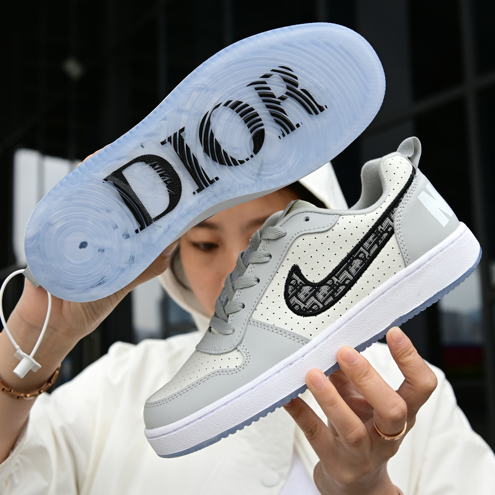 130 耐克/Nike Court Borougu Air Jordan 迪奥 Diro 联名款 1 乔1  CU2983