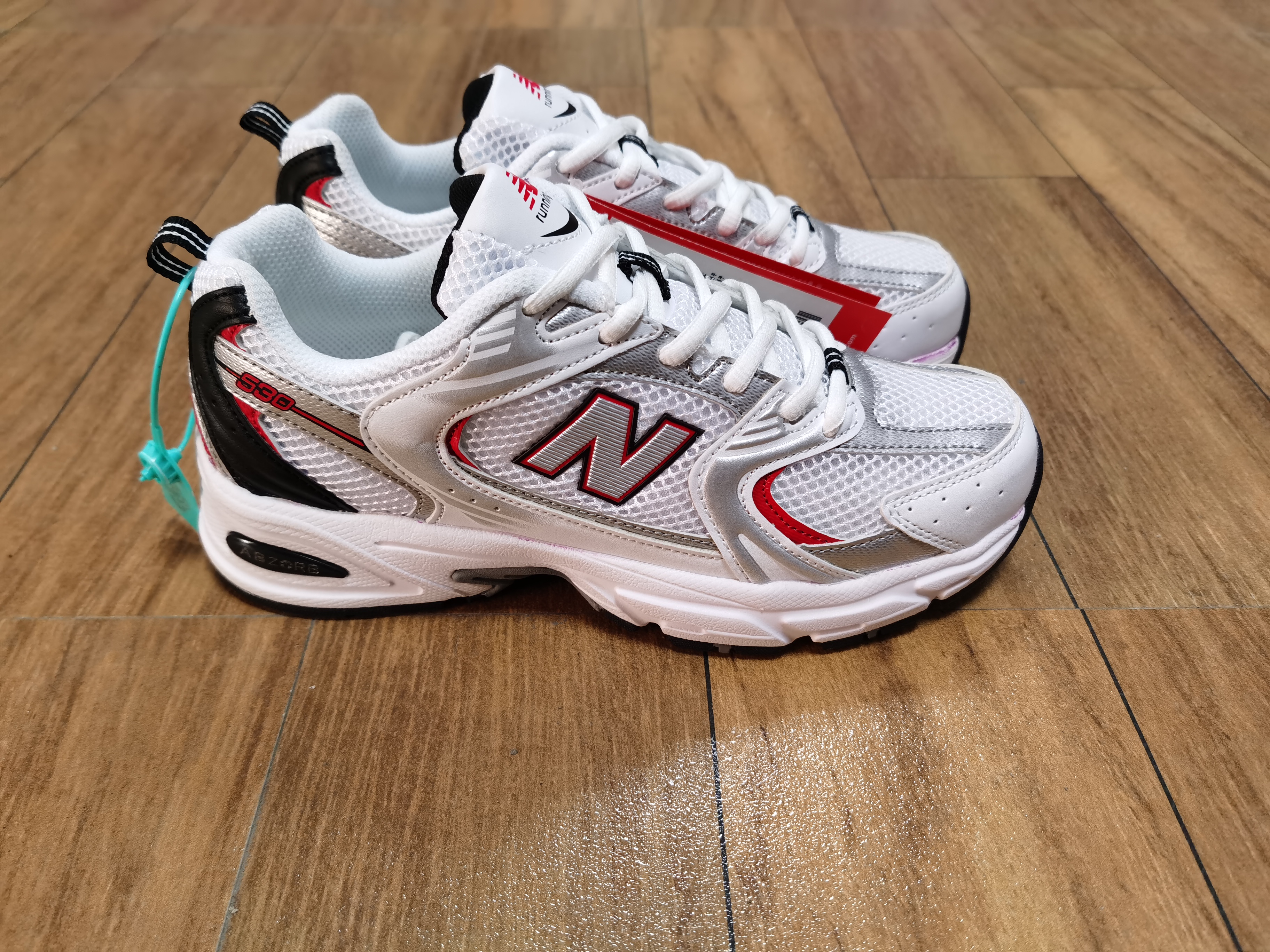 ⚡️⚡️⭐️💰 130 NB530 白黑红 36-45 |