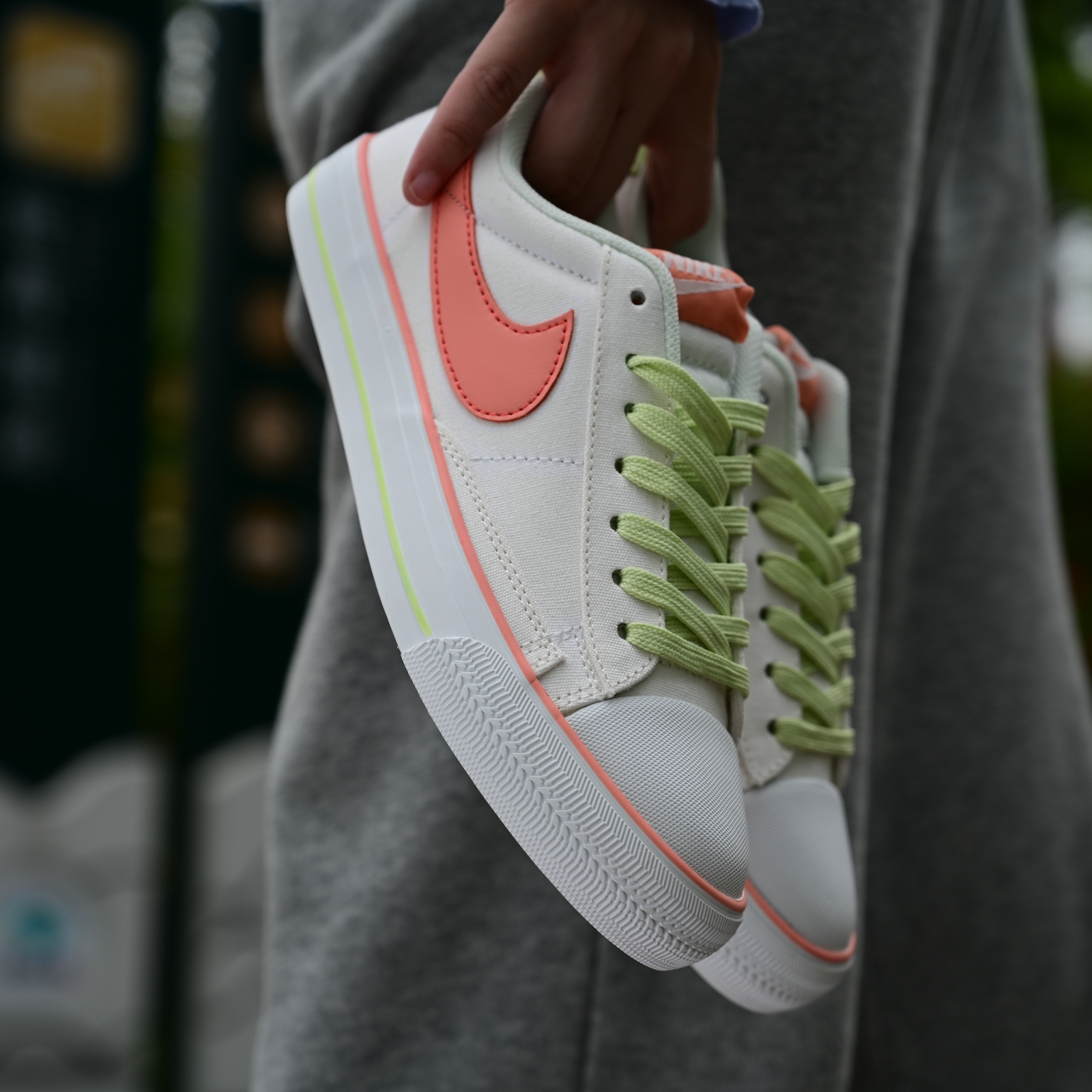 Complete the explosion NIKE BLAZER LOW pioneer