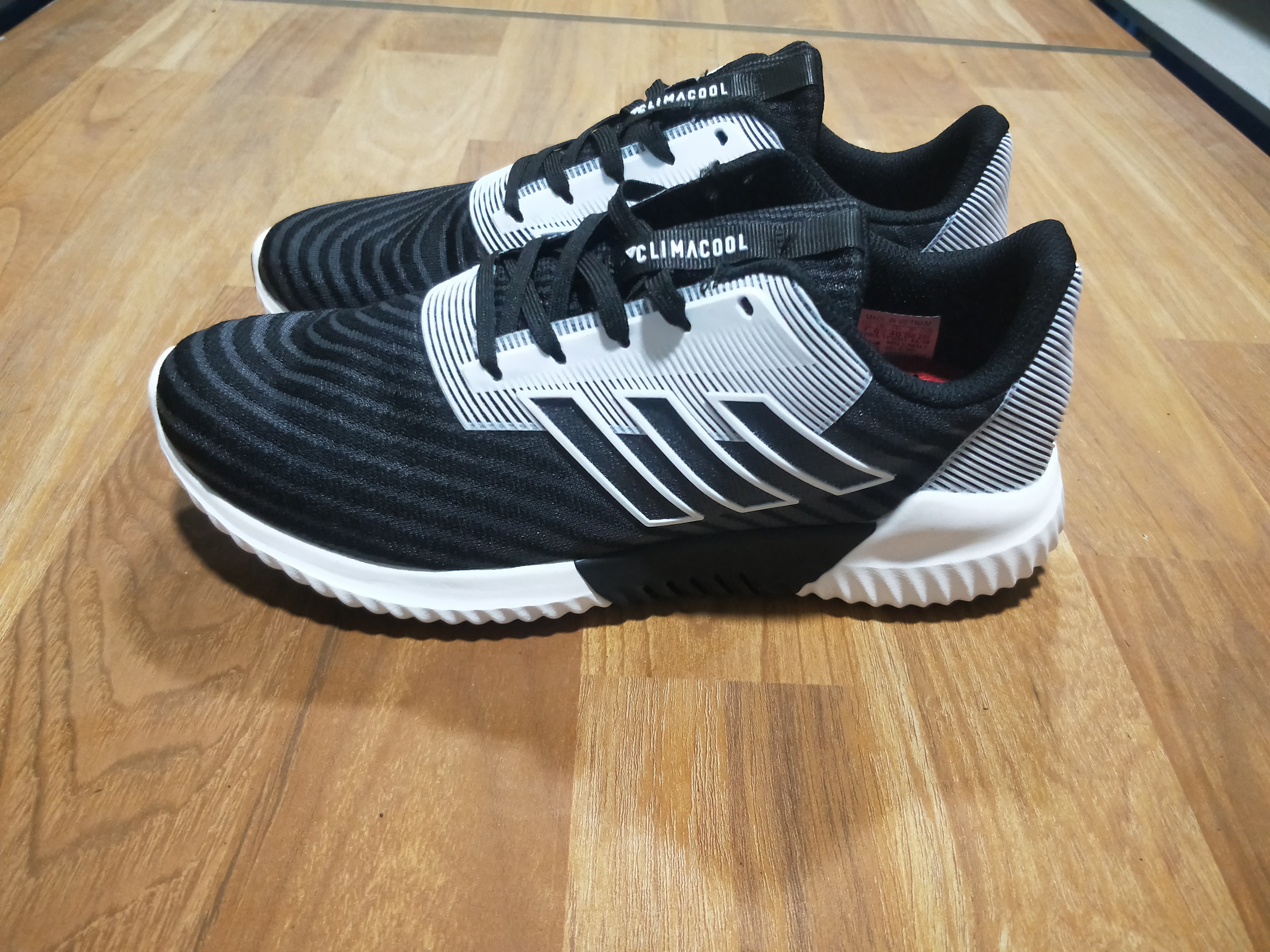 ❤️❤️ 阿迪达斯清风 黑白36-45 带半码 |