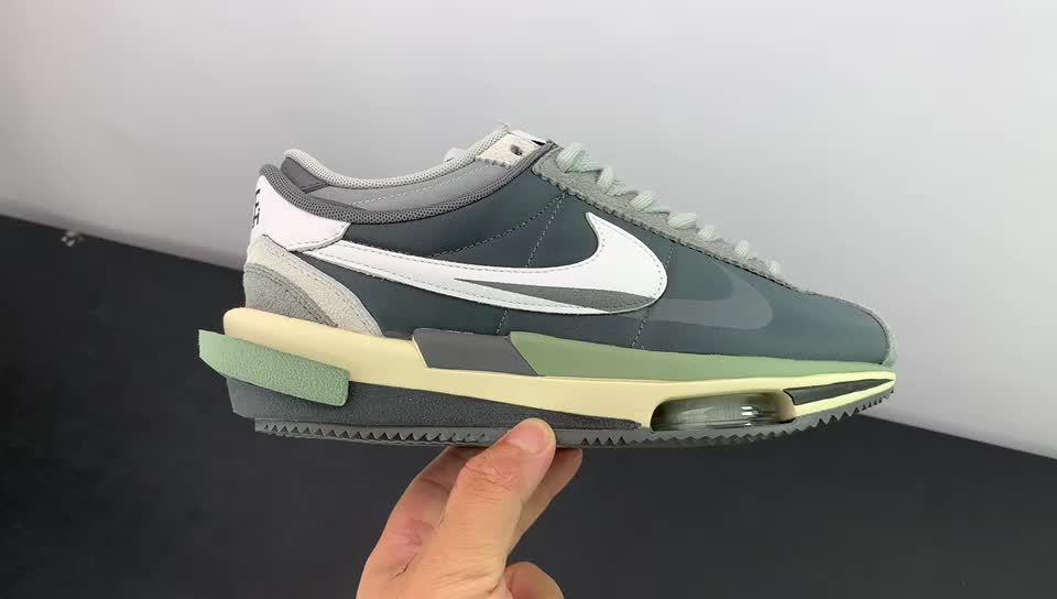 [Air Force Series]video Sacai x Zoom Cortez 4.0 OG Royal Fuchsia 4.0 50th Anni