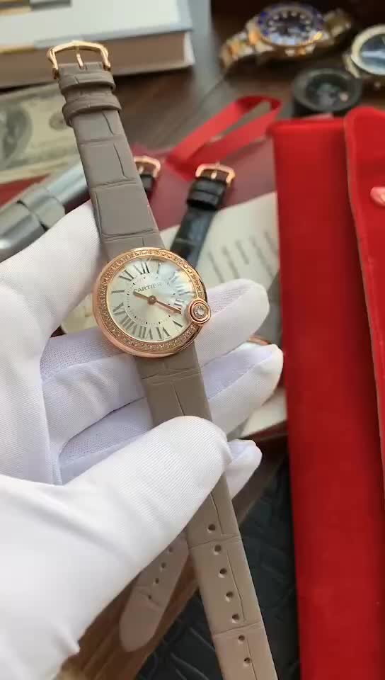 Cartier 告白气球 塞纳河畔 左岸咖啡