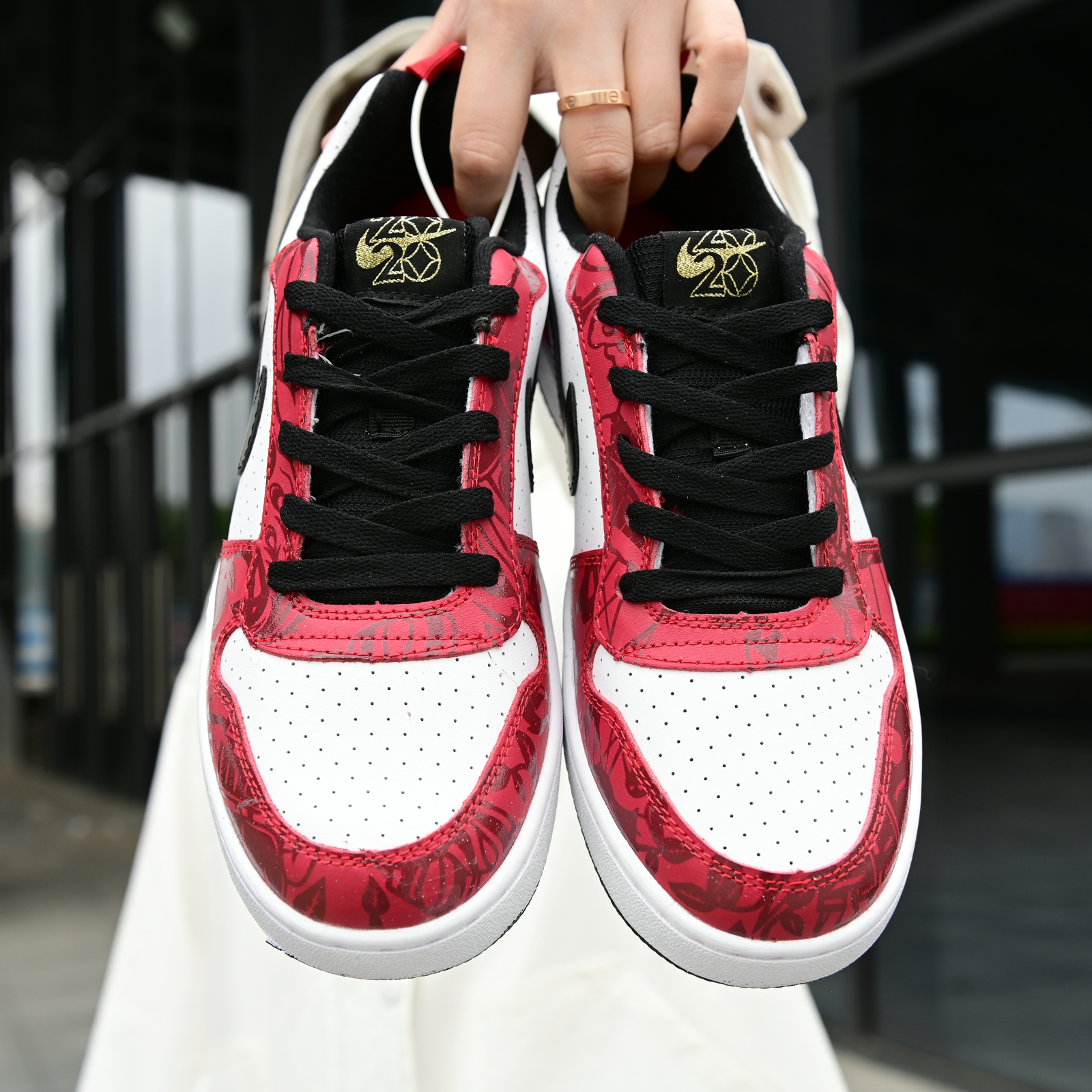 130 耐克/Nike Court Borougu Air Jordan 迪奥 Diro 联名款 1 乔1 乔丹一代 AJ1 情侣休闲可实战篮球鞋 CU2983