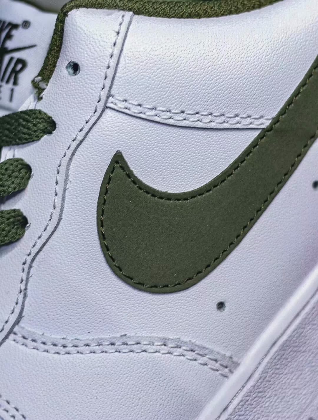 190 Nike Air Force 1 Low  2020 woosdgreenlf森林绿 全经典的鞋型配上夏季藏绿的森林绿细节处理非常的不错 AA1116-998