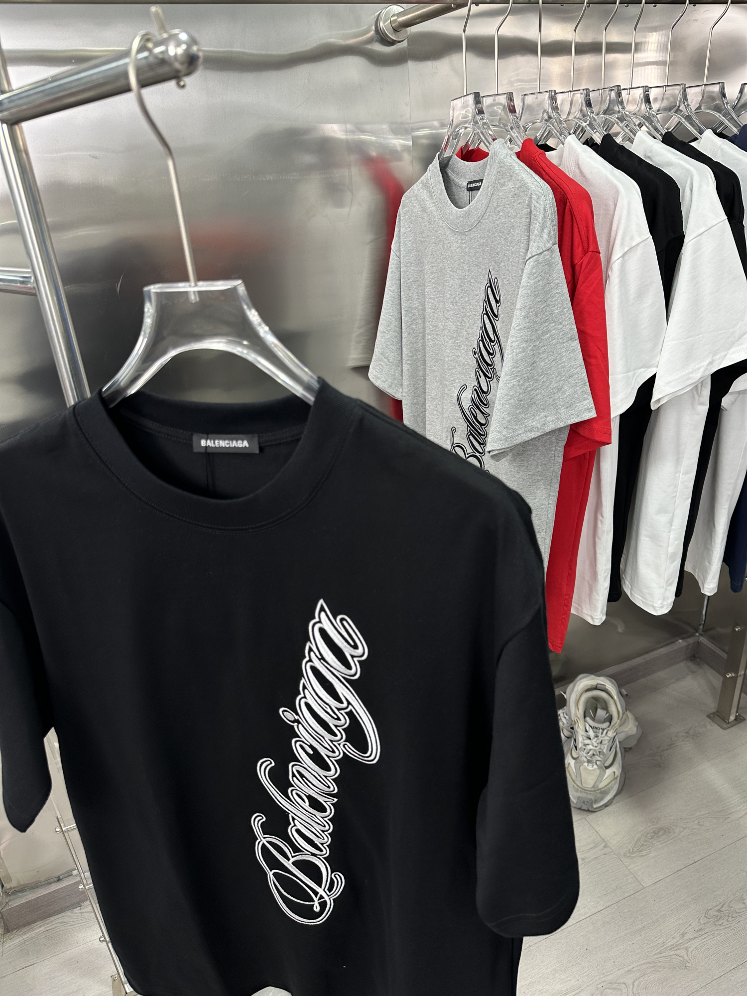 P70 Balenciaga 26S camiseta de manga corta de primavera, tejido de algodón doble hilo de 270 g, letras logotipo bordada…