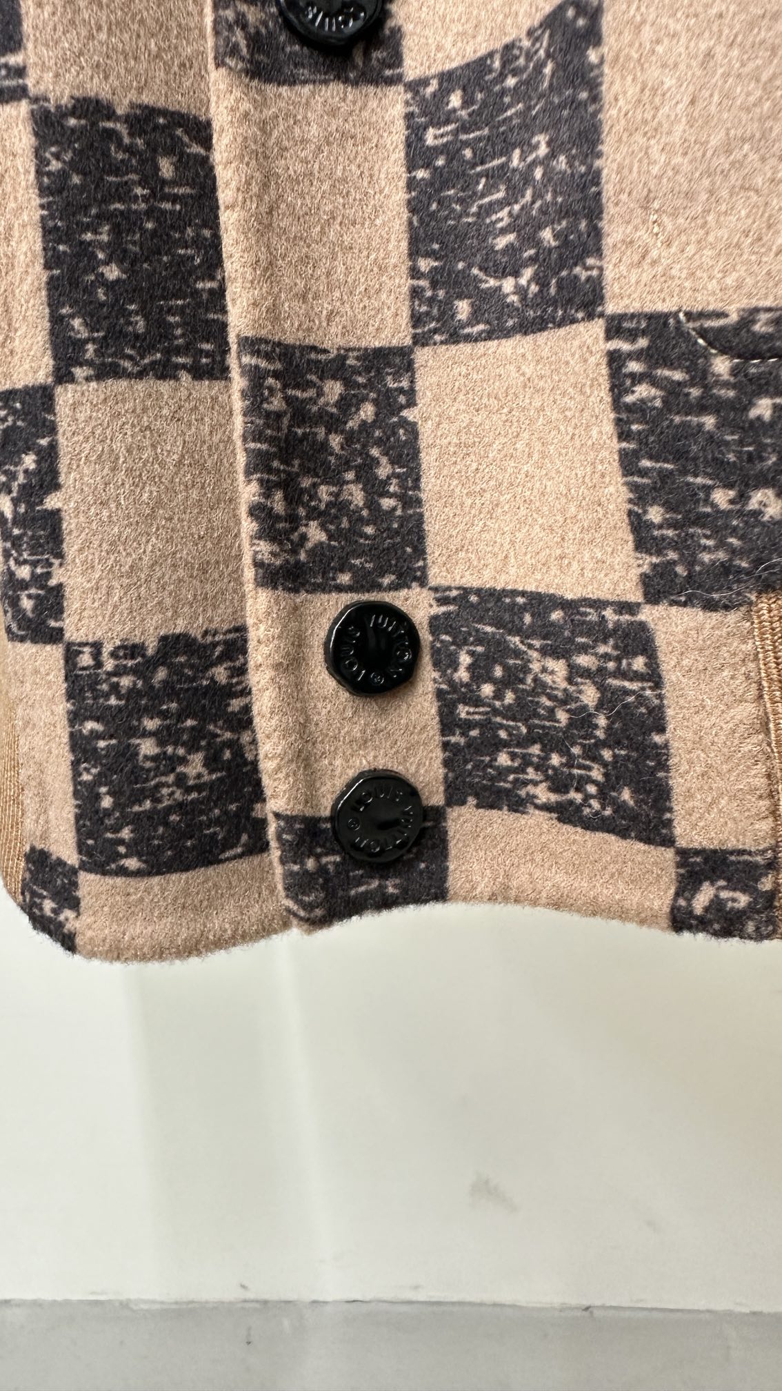 Reversible Wool Jacket with Checkered Ceramic Buttons 5 i1698293912 7300 3