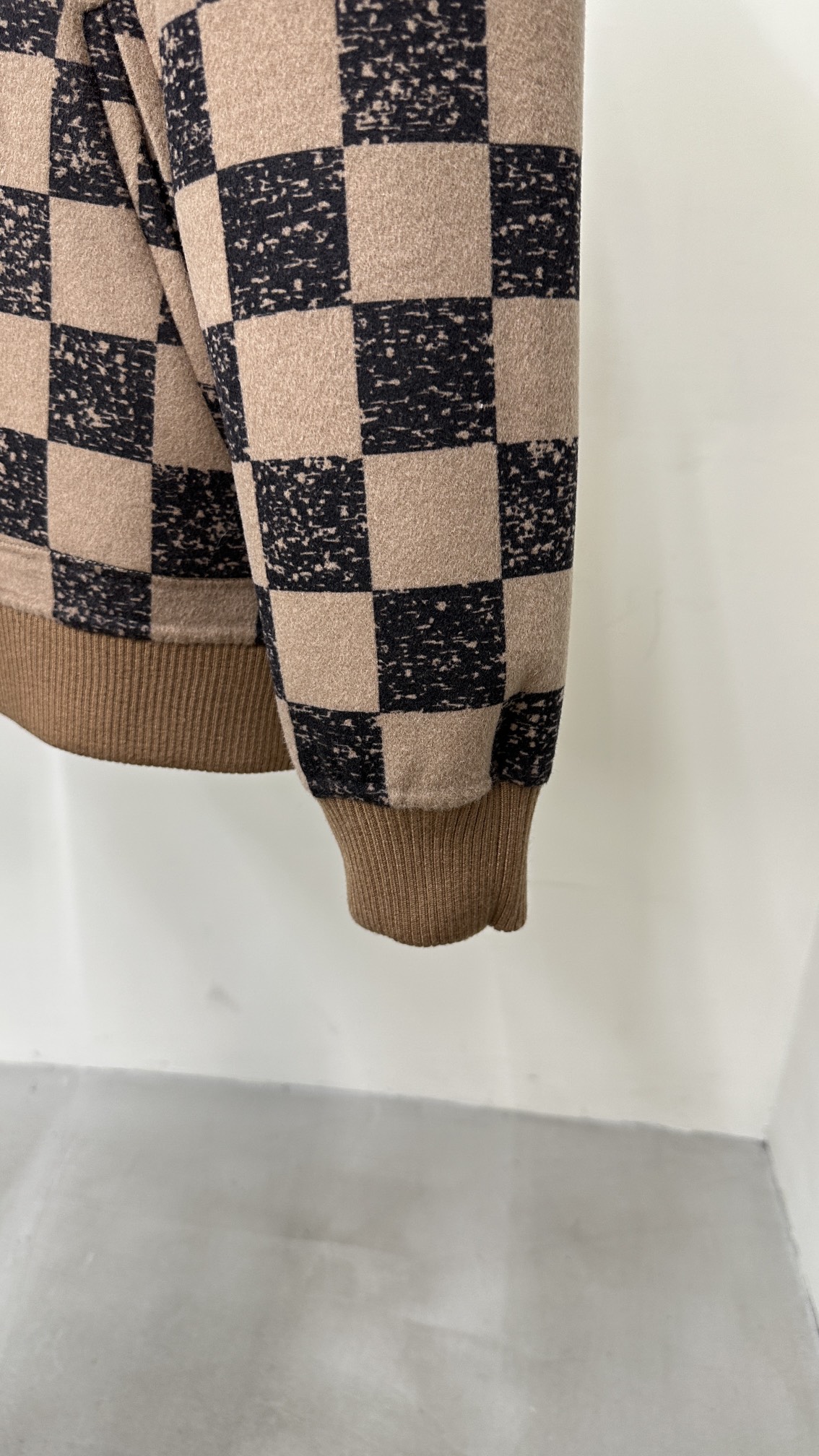 Reversible Wool Jacket with Checkered Ceramic Buttons 7 i1698293912 8494 5
