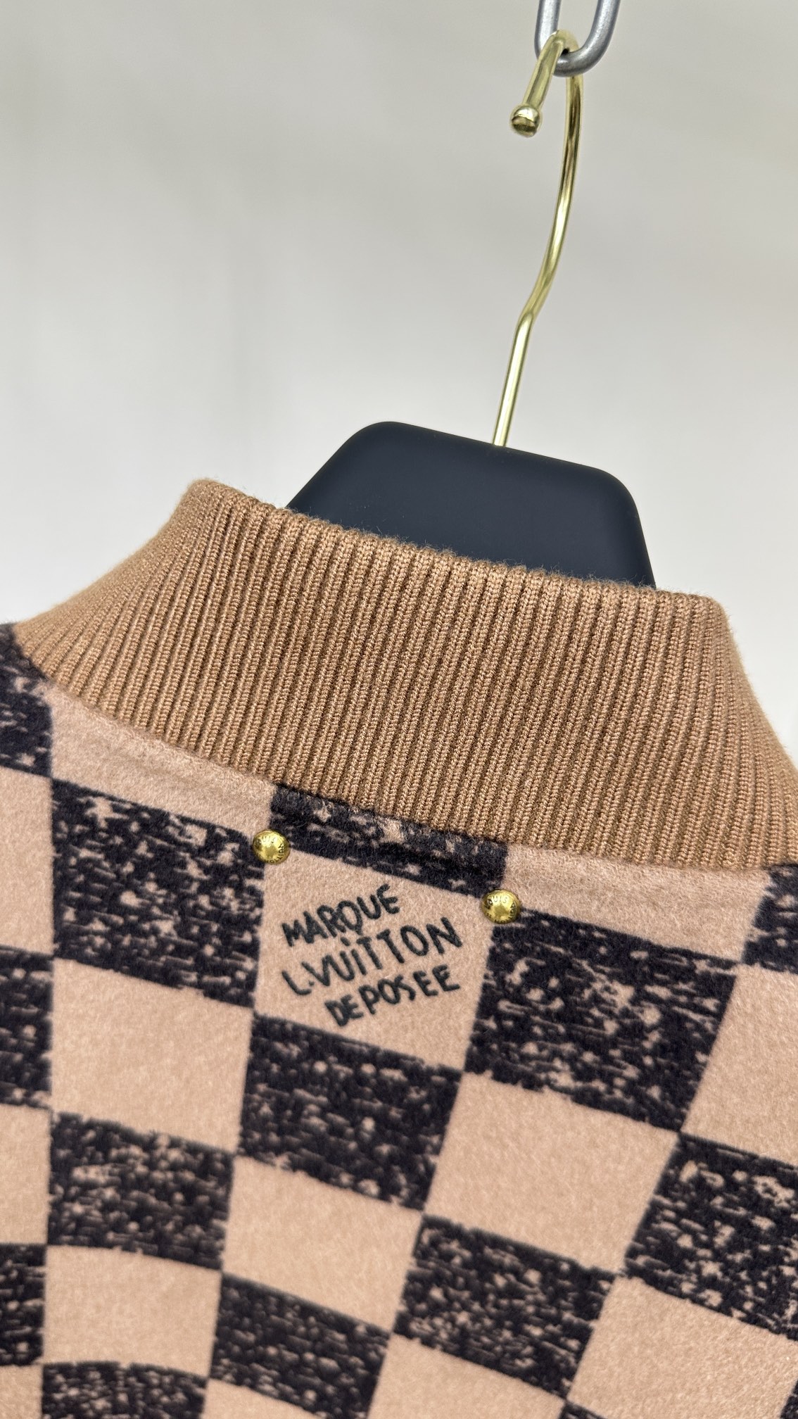Reversible Wool Jacket with Checkered Ceramic Buttons 9 i1698293912 8898 7
