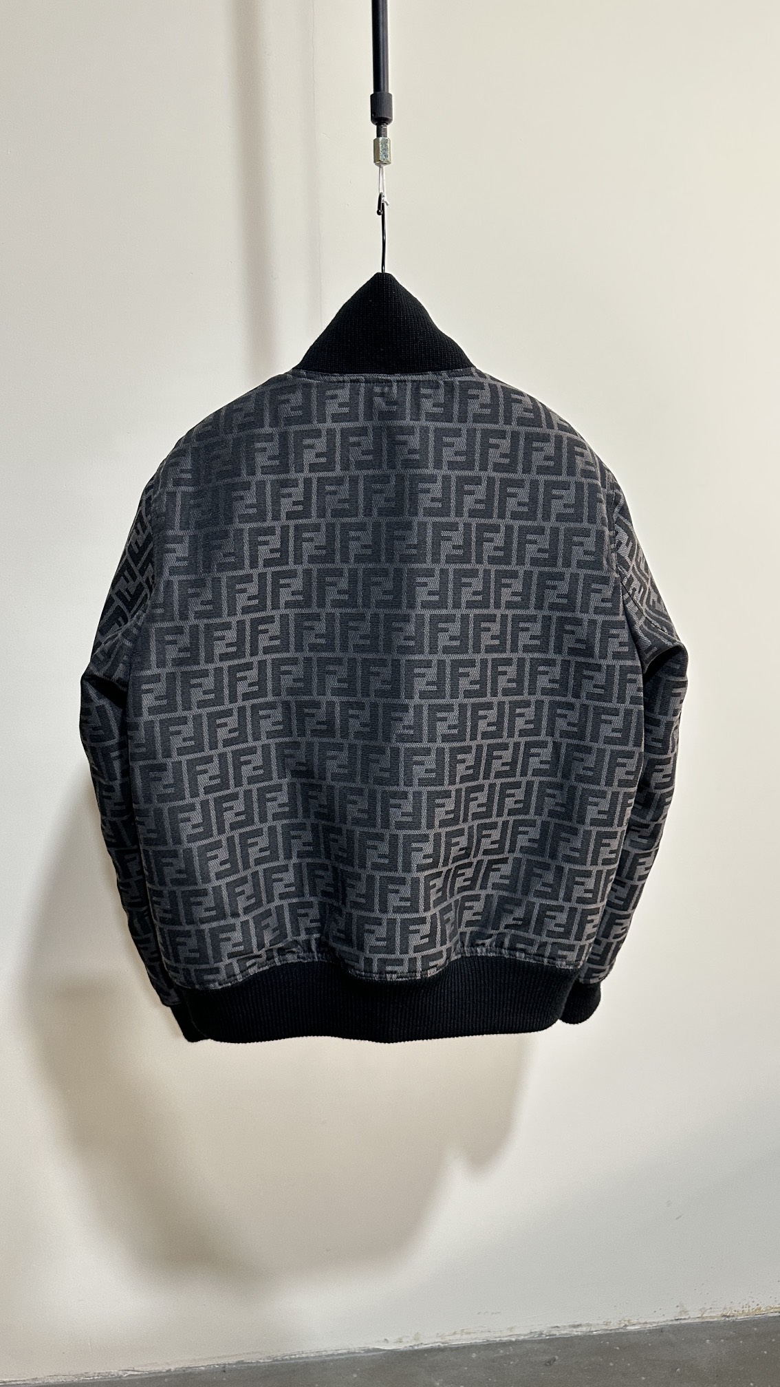 Fendi FF Jacquard Padded Jacket - Stylish & Comfortable (Sizes 48-56) 3 i1700104834 2962 1