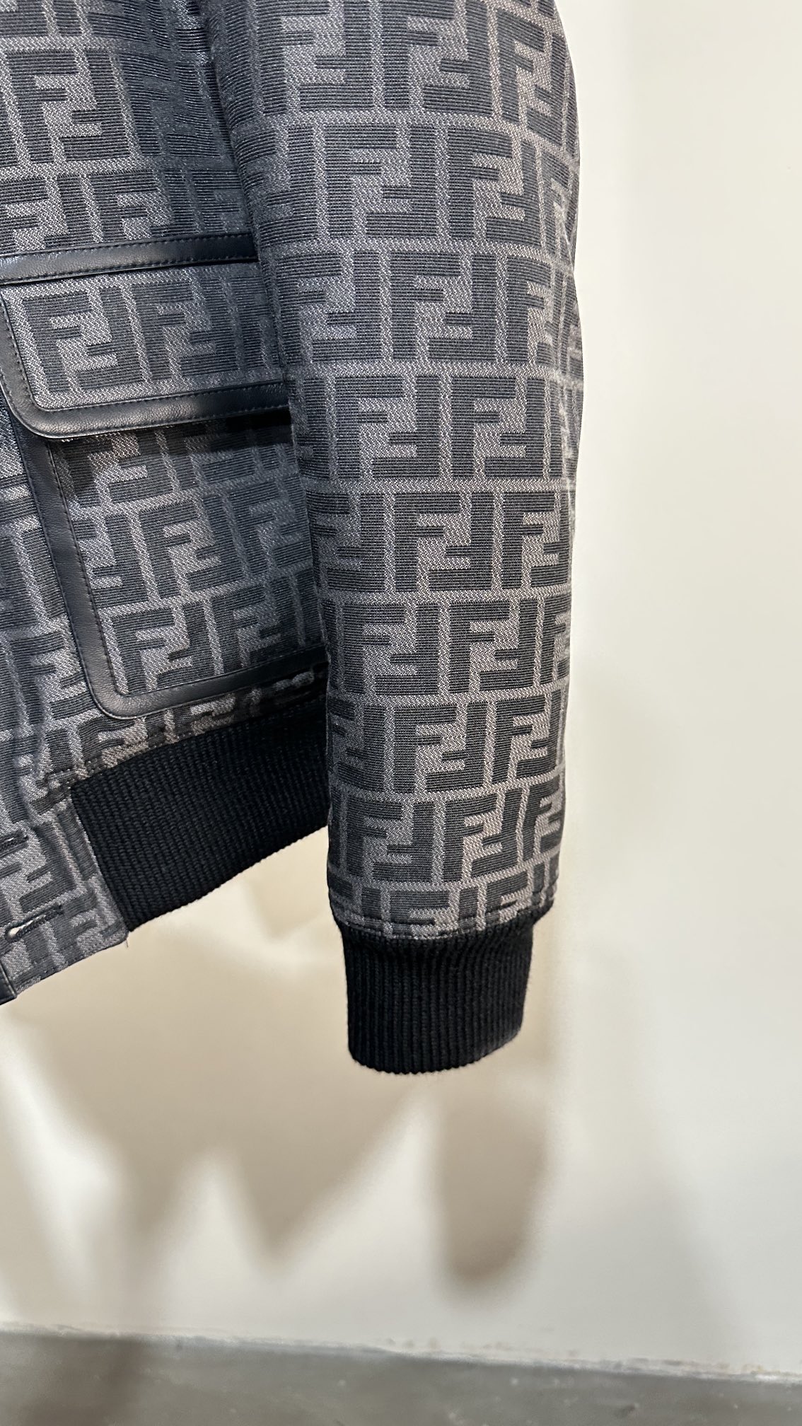 Fendi FF Jacquard Padded Jacket - Stylish & Comfortable (Sizes 48-56) 7 i1700104834 5807 5